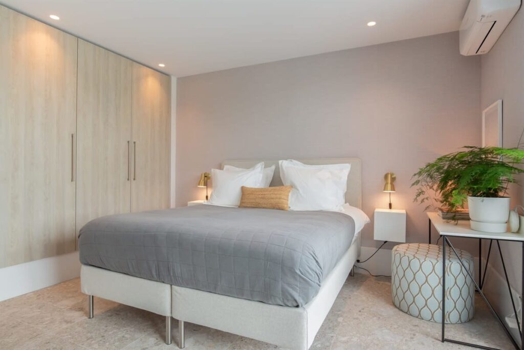 Studio with air conditioning in Domburg | Summum Suites 1 Main Image