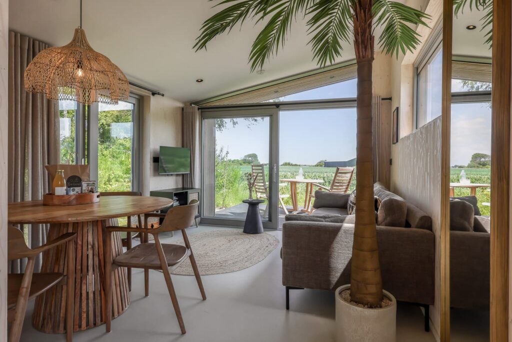 Welcoming tiny house for 4 in Westkapelle | Zeeuwse Liefde – Tiny House 6 Main Image