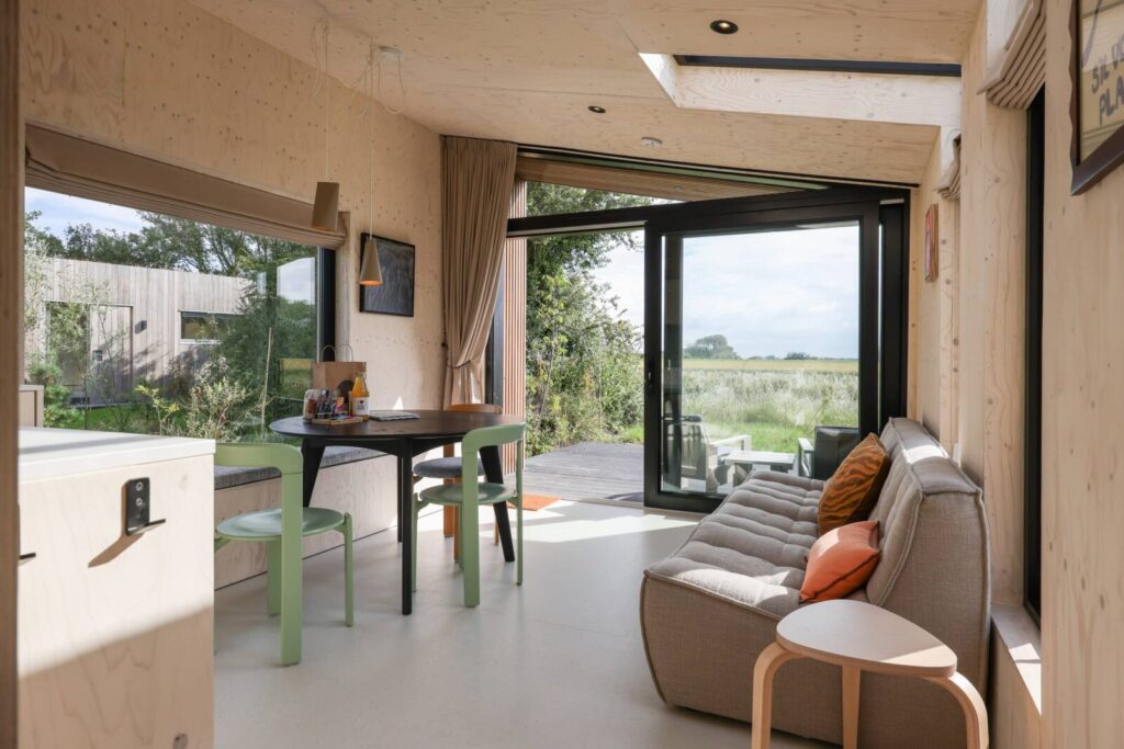Modern tiny house for 4 in Westkapelle | Zeeuwse Liefde – Tiny House 5 Main Image