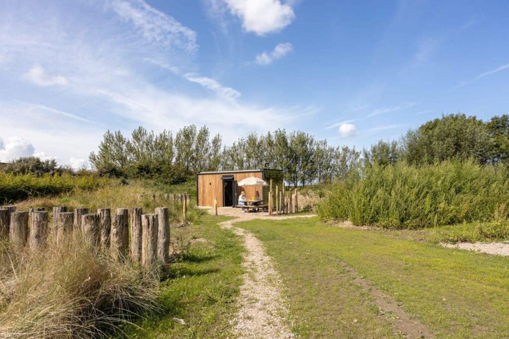 Intimate tiny house for two in Westkapelle | Zeeuwse Liefde – Tiny House 14 Main Image