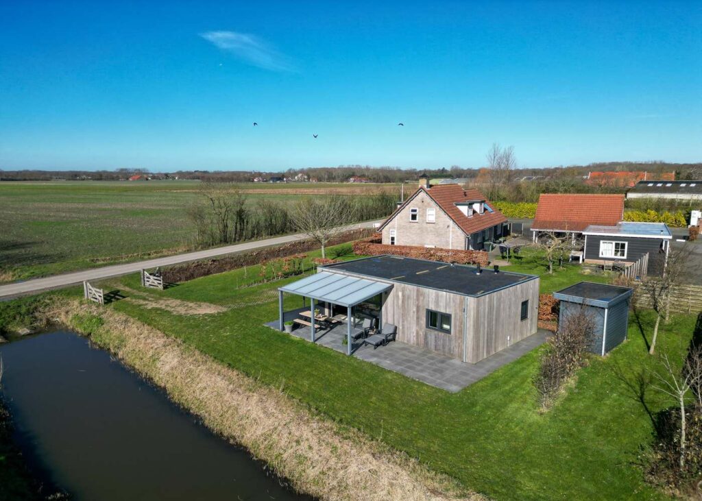 Ferienhaus mit Blick über die Polder in Oostkapelle | Kalfhoekseweg 5 Main Image